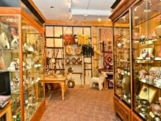 Ruby's Inn Store 3