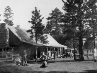 Tourist Rest on Bryce Rim 1923