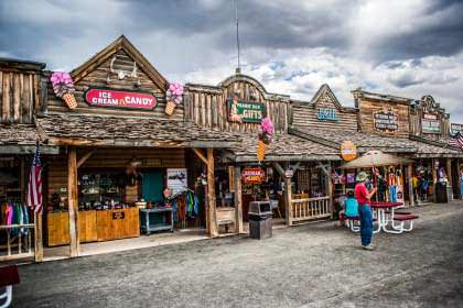 Ruby's Inn-935