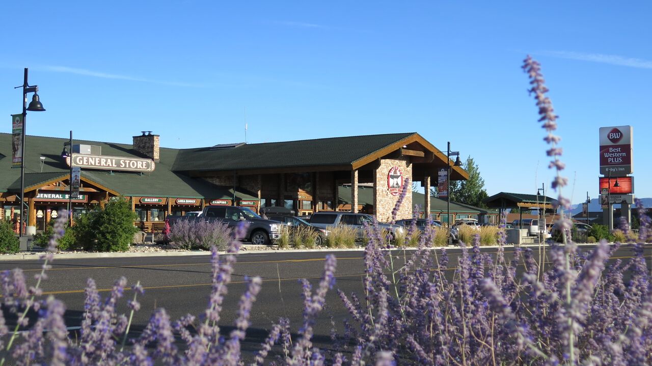 Ruby’s Inn: Over 100 years of family fun - Bryce Canyon Lodging